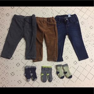 Bundle of H&M boy pants, jeans and Robeez socks